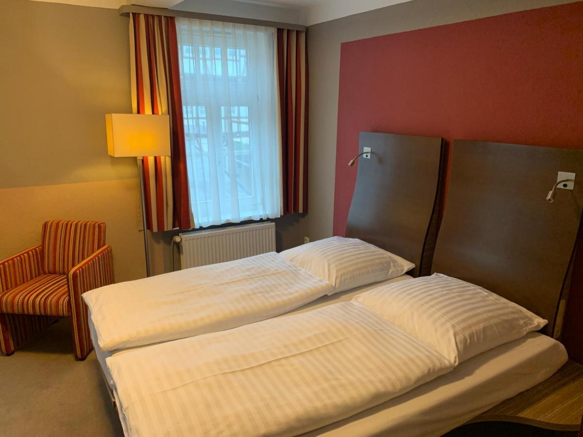 Hotel Goldene Krone Гослар Екстер'єр фото