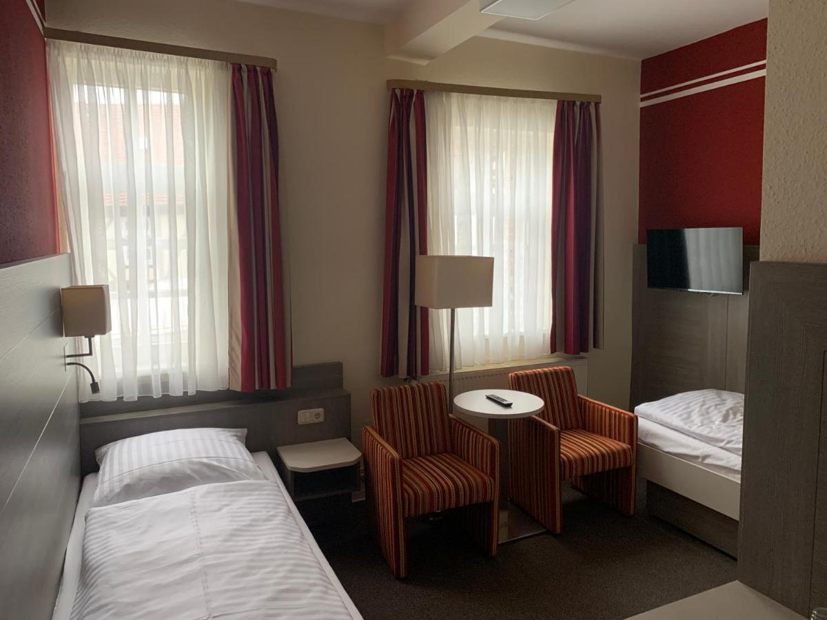 Hotel Goldene Krone Гослар Екстер'єр фото